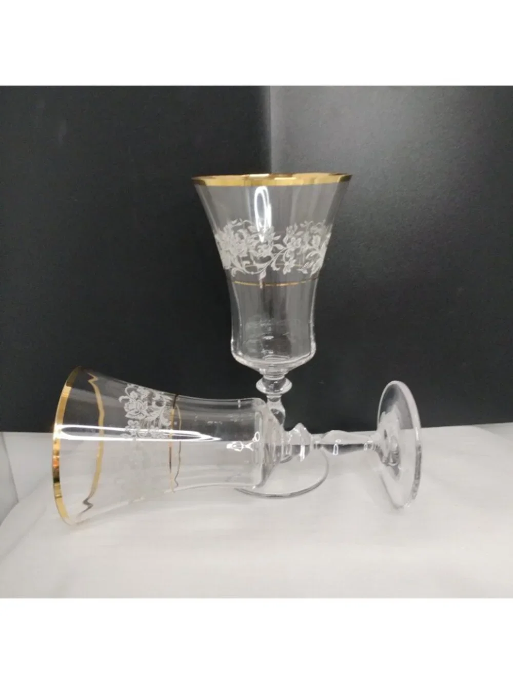 4 Mikasa Antique Lace Middle Floral Elegant Wine, Water Crystal Gold Rim New